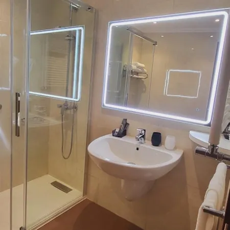 Capitol Boutique 3*