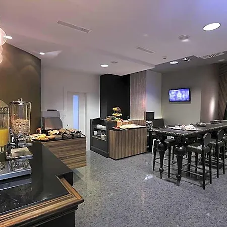 Capitol Boutique 3*