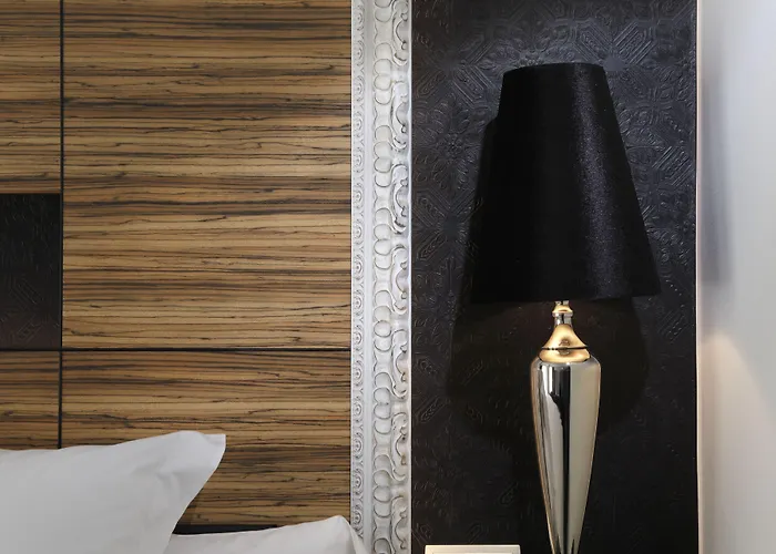 Capitol Boutique 3*